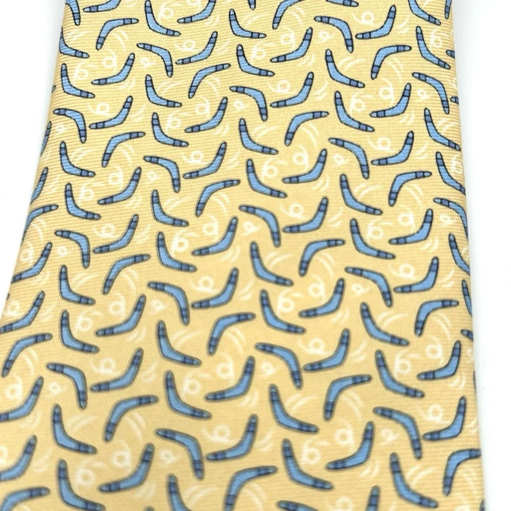 Tailor Byrd Skinny 100% Silk Men's‎ Neck Tie Yellow Blue Boomerangs 2.75W 60L